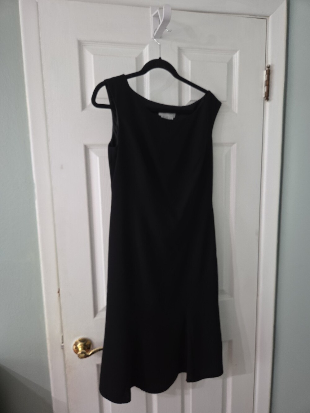 Maggy London Petites Women's Black Sleeveless Lined Dress.   12